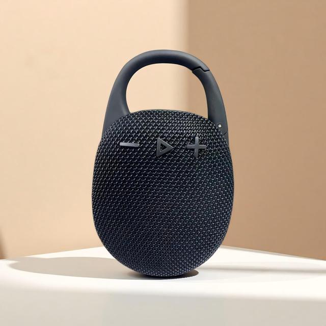 Custom Logo Outdoor Fabric Portable Hanging Buckle 5W Mini Waterproof IPX5 Wireless Subwoofer Speaker