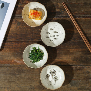 Plat à sauce soja en céramique japonaise, petite assiette à trempette, plat créatif pour apéritifs, pour la maison et la restauration, vaisselle en gros - Product Image 4