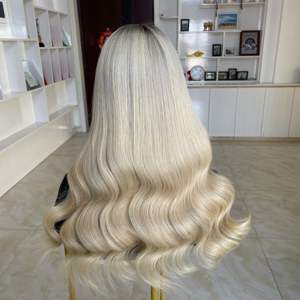 Perruque en cheveux humains vierges blonds européens en gros, sans colle, mèches, double trame, cuticules alignées, perruque en dentelle HD brute pour femmes - Product Image 3