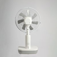 Ventilateur de bureau intelligent rechargeable de 12 pouces, grande capacité de batterie, moteur DC à balais, mini ventilateur de table solaire numérique pour le refroidissement de l'air
