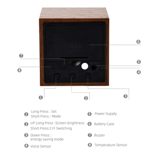 Réveil numérique LED moderne en bois, mini horloge de chevet carrée, cadeau promotionnel personnalisable avec logo - Product Image 3