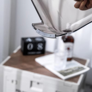 Décoration <span class=keywords><strong>de</strong></span> maison <span class=keywords><strong>de</strong></span> luxe en plastique transparent pour animaux <span class=keywords><strong>de</strong></span> compagnie poufs <span class=keywords><strong>de</strong></span> toilette moderne antidérapant repose-pieds siège banc <span class=keywords><strong>de</strong></span> <span class=keywords><strong>salle</strong></span> <span class=keywords><strong>de</strong></span> <span class=keywords><strong>bain</strong></span> <span class=keywords><strong>de</strong></span> luxe pour la cuisine - Product Image 3