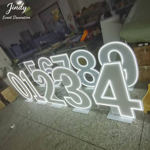 Lettres et chiffres lumineux en néon blanc en acrylique LED populaires pour la décoration de <span class=keywords><strong>mariage</strong></span> et de fête d'anniversaire - Product Image 1