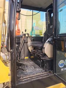 Se Vende Excavadora Mini de 5.5 Toneladas, Modelo 2020, 305.5E, con Motor PLC de 35KW y Caja de Cambios - Product Image 6
