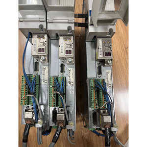 DRIVE DKC11.3-040-7-FW Utilisé en bon état - Product Image 1