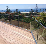 Système de garde-corps en verre sans cadre en aluminium à canal en U Reilbu pour la rampe d'escalier et de balcon