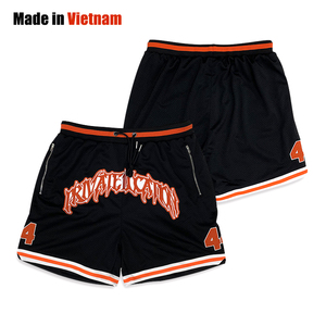 Pantalones cortos de baloncesto personalizados para hombre Diseño de sublimación Pantalones cortos de baloncesto transpirables de malla retro callejera - Product Image 1