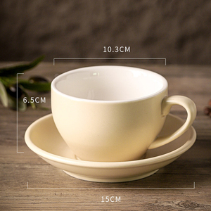 Mug à café latte en céramique noir mat de style nordique minimaliste, tasse à expresso moderne en porcelaine avec soucoupe – Vente en gros - Product Image 4