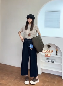 Jeans a Gamba Larga Blu Scuro da <span class=keywords><strong>Donna</strong></span> <span class=keywords><strong>Taglie</strong></span> <span class=keywords><strong>Forti</strong></span>, <span class=keywords><strong>Vita</strong></span> Alta Elasticizzata, <span class=keywords><strong>Pantaloni</strong></span> <span class=keywords><strong>in</strong></span> Denim 360 °   <span class=keywords><strong>Pantaloni</strong></span> casual elasticizzati che non sbiadiscono - Product Image 4