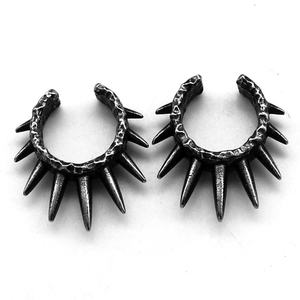 Pendientes de Aro de Acero Inoxidable con Diseño de Calavera y Púas, Estilo Punk Retro, Joyería Fina Vintage, para Hombre - Product Image 2