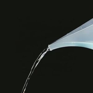 Pichet doseur en plastique personnalisé à long bec de 1000 ml pour la fabrication de bougies, de savons, de résines et de bijoux artisanaux - Product Image 4