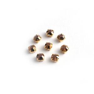 Perles en strass Chaton plaqué or 2025 cousues sur des strass à pointe arrière avec broches <span class=keywords><strong>pour</strong></span> la fabrication de bijoux - Product Image 4