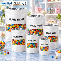 Sacs à fermeture éclair personnalisés directement de l'usine, sachets autoportants en aluminium laminé avec fenêtre transparente pour l'emballage de bonbons en détail