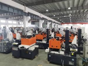 เครื่องตัดลวดความเร็วสูงแบบเดี่ยว CNC DK7745สภาพใหม่พร้อมปั๊มมอเตอร์หลักและส่วนประกอบ PLC - Product Image 6