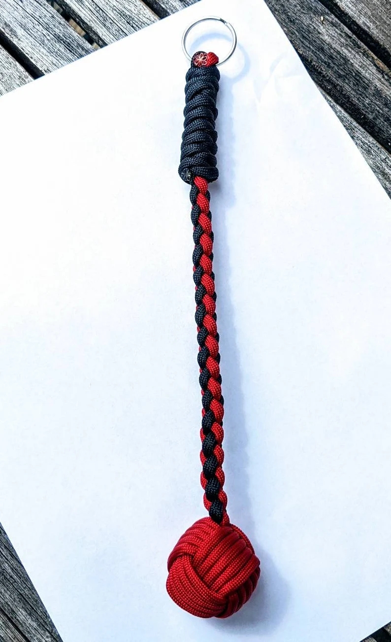 户外降落伞绳编织钥匙球防身工具钢球七芯伞绳猴拳结钥匙扣