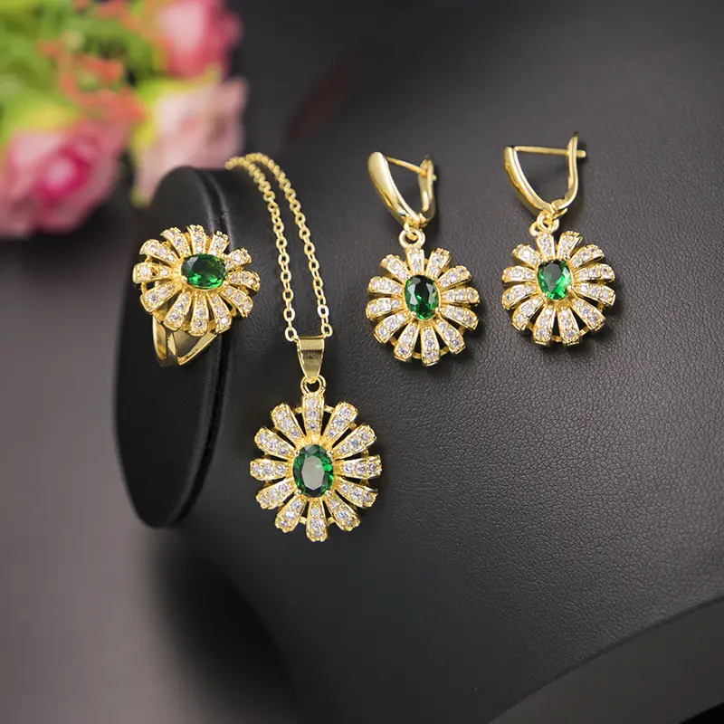 Fiore di alta qualità Dubai placcato oro collana con ciondolo in acciaio inossidabile orecchini anello Set di gioielli per le donne