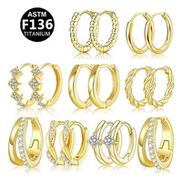 Boucles d'oreilles créoles clicker Huggie personnalisées en titane de qualité implantable ASTM F136 Gaby Jewelry