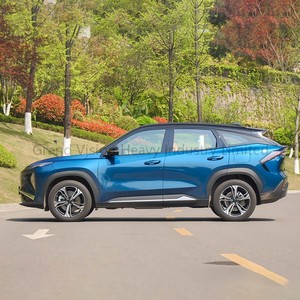 2025 Geely Galaxy L7 EM-i 115km Explorer Edition City Vehículos de viaje Coche familiar 3,9 segundos para romper la aceleración de 100 km/h - Product Image 2