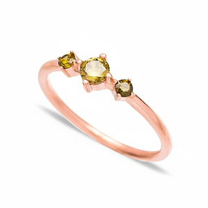 Anillo elegante de Plata de Ley 925 con diseño de tres piedras de circonita, joyería turca hecha a mano - Product Image 2
