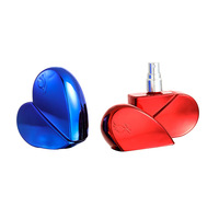 Bouteille de parfum en verre ultraviolet 25ml Pulvérisateur à pompe à bouchon à vis en forme de cœur de haute qualité conçu en usine pour rechargeable vide