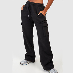 High Quality Wide Leg Sweatpants Womens Custom 350gsm Cargo Sweatpants Joggers With Pockets - Product Image 4