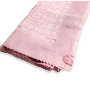 Elegante bufanda Hijab de algodón rosa claro para mujeres musulmanas de manga corta con diseño tradicional DIGITAL GRATIS-Serie Mono Cempaka - Product Image 1