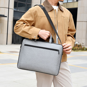Sac à bandoulière de créateur grande capacité pour affaires, sacoche de mode, haute qualité, personnalisable pour le travail et l'usage quotidien, sacs à dos, sacs pour ordinateur portable - Product Image 5