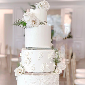 Plateau à gâteau rond transparent en acrylique, support de présentation de desserts pour la <span class=keywords><strong>d</strong></span>écoration de mariages et de fêtes, vente en gros <span class=keywords><strong>d</strong></span>'usine - Product Image 2