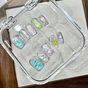 <span class=keywords><strong>Uñas</strong></span> Postizas Hechas a Mano en Color Ámbar Otoñal, con Diseño de Conchas Iridiscentes Color Café, Decoración Plateada, <span class=keywords><strong>Uñas</strong></span> Postizas <span class=keywords><strong>Cortas</strong></span> y Elegantes - Product Image 4