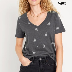 OEM personalizado cuello en V manga corta transpirable secado rápido 100% algodón camiseta de las mujeres con logotipo personalizado y colores 2024 - Product Image 2