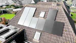 Đầy đủ màu đen mỏng Tấm pin mặt trời 200 W hpbc tế bào hẹp <span class=keywords><strong>panel</strong></span> năng lượng mặt trời hiệu quả cao 200 Watt mô-đun năng lượng mặt trời cho mái van thuyền - Product Image 4