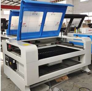 Machine de gravure laser 51,2*35,4 pouces 100W 130W pour pierres tombales - Product Image 1