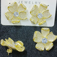 CH-LAE0917 Boucles d'oreilles fleur en zircon micro-pavé, plaqué or, en cuivre, avec zircone cubique, bijoux pour femme
