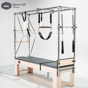 Queenlife Cadillac Tower Reformer Pilates Machine pour l'entraînement du tronc et du corps avec Jump Board, Box et ressorts pour le yoga et la physiothérapie - Product Image 1