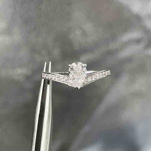 Anello Classico a Goccia con Zirconi Geometrici per Donne, Gioiello Scintillante da Matrimonio - Product Image 5
