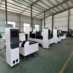 Tự động định vị chính xác <span class=keywords><strong>CNC</strong></span> sợi <span class=keywords><strong>laser</strong></span> vuông lỗ tròn Kính cắt khoan Máy cắt - Product Image 2