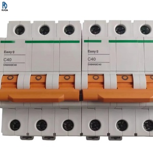 Disjoncteur miniature EA9 3, dispositif de protection contre les surcharges et les courts-circuits, interrupteur électrique basse tension - Product Image 1