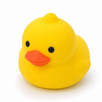Jouets Squishy en forme de canard souple et compressible, corps mat, disponibles en deux couleurs, compagnon de bureau