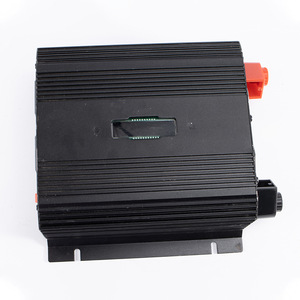 Inversor Solar Inteligente de Alta Eficiencia de Conversión con Corrección de Onda de 3000-6000W, 12v a 220v para Automóvil - Product Image 5