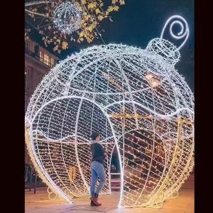 Décorations <span class=keywords><strong>de</strong></span> <span class=keywords><strong>Noël</strong></span> à led pour l'<span class=keywords><strong>extérieur</strong></span> boîte-cadeau <span class=keywords><strong>de</strong></span> lumières à motif <span class=keywords><strong>de</strong></span> <span class=keywords><strong>Noël</strong></span> éclairage <span class=keywords><strong>de</strong></span> vacances à arche sphérique - Product Image 6