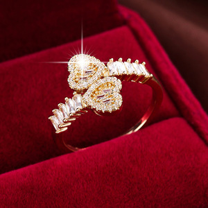 Anillo de Corazón Chapado en Oro de 18K, Resistente al Agua y al Deslustre, de Acero Inoxidable, Marca Fanhua - Product Image 4
