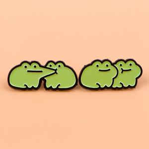 Broche <span class=keywords><strong>de</strong></span> Aleación <span class=keywords><strong>de</strong></span> Zinc con Esmalte <span class=keywords><strong>de</strong></span> Rana Adorable, Diseño <span class=keywords><strong>de</strong></span> Pareja Besándose, Arcoíris, Animal <span class=keywords><strong>de</strong></span> Dibujos Animados, para Mochila, Solapa, Joyería - Product Image 3