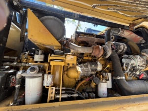 รถขุดขนาดเล็ก Caterpillar M315D2 มือสอง พร้อมชิ้นส่วนสำคัญสำหรับเครื่องขุดและรถขุดดิน - Product Image 5