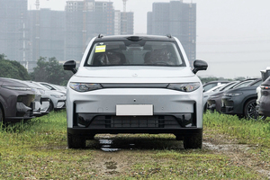 <span class=keywords><strong>Venta</strong></span> de Autos Usados <span class=keywords><strong>Baratos</strong></span> 2026 Leapmotor C16 LiDAR SUV 280km EV Puro 1.5L con Extensor de Rango Espacioso, Estable y Confiable Batería de 38.7kWh - Product Image 2