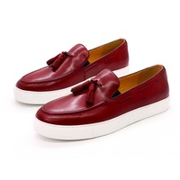 Printemps automne hommes chaussures en cuir de vache décontractées glands classiques Slip on mocassins chaussures faites à la main chaussures de Skateboard de Style marche