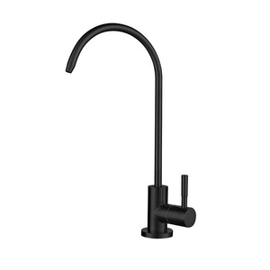 Grifo de Cocina Monomando AOWE en Oro Cepillado con Conexión para Purificador de Agua - Cuerpo de Acero Inoxidable sin Plomo, Solución Saludable para el Hogar - Product Image 3