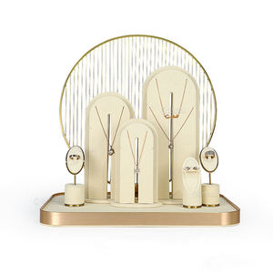 Présentoir à bijoux en microfibre de qualité supérieure avec résine, collection exquise, couleurs et tailles personnalisables, solution de présentation durable pour la vente au détail - Product Image 6