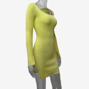 Robe moulante fendue à manches longues et col carré, sexy et élégante, de qualité supérieure, personnalisable en gros pour femmes - Product Image 5