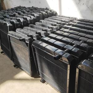 577609 310073 Suku Cadang Mobil Berkualitas Tinggi Sistem Pendingin Radiator Aluminium Tembaga untuk <span class=keywords><strong>LAND</strong></span> <span class=keywords><strong>ROVER</strong></span> RR22/17MT 577609 310073 - Product Image 6