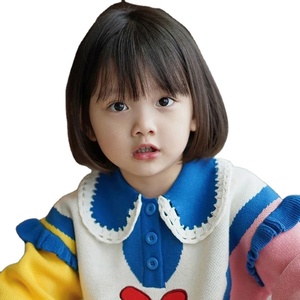 Vendita calda capelli neri corti capelli lisci <span class=keywords><strong>parrucche</strong></span> sintetiche ad alta temperatura capelli intrecciati di seta parrucca <span class=keywords><strong>bambina</strong></span> - Product Image 2